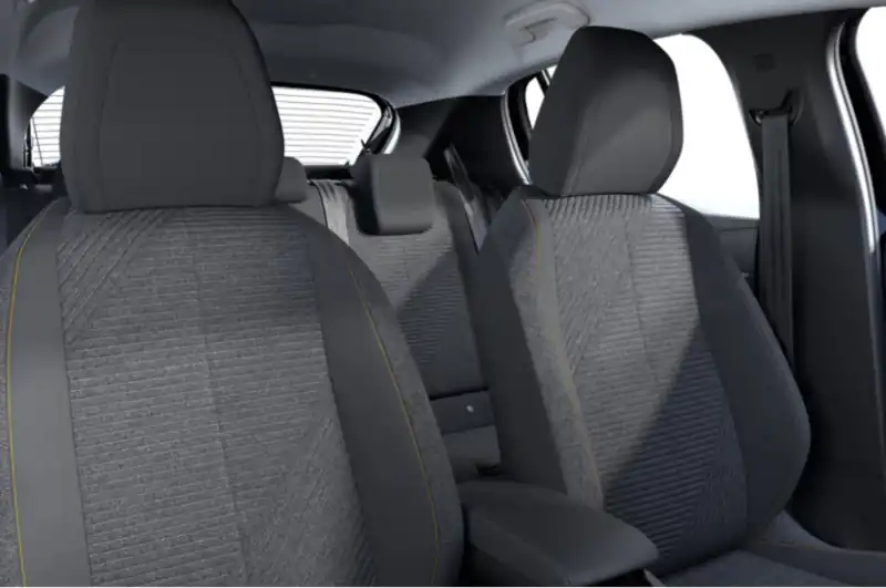 Peugeot 208 — foto 10